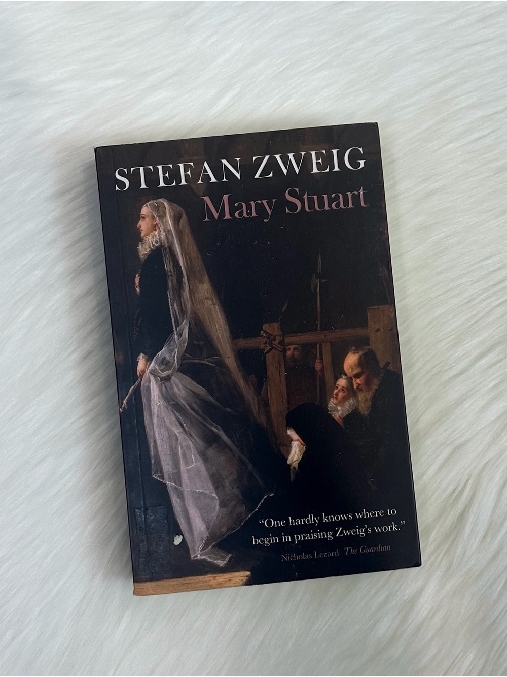 Maria Stuart
Book by Stefan Zweig